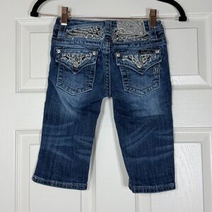 Miss Me Girls 7 Medium Wash Rhinestone Sequin Embellished Denim Capris JK5974P6